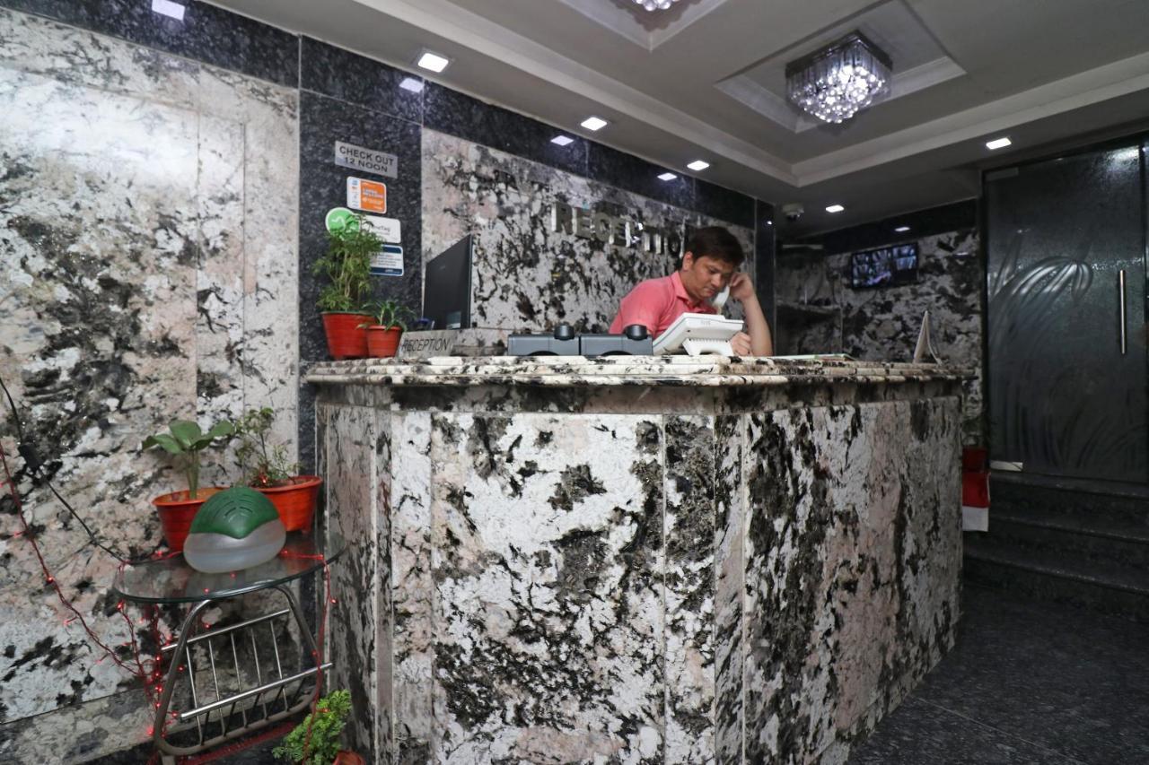 Oyo Flagship 16209 Hotel Ambar Palace Calcutta Calcutta Bara Bazar Exteriör bild