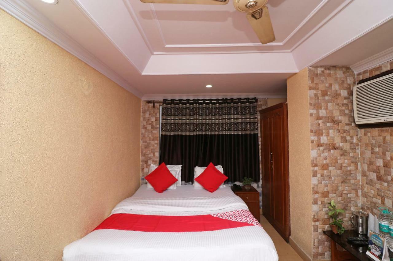 Oyo Flagship 16209 Hotel Ambar Palace Calcutta Calcutta Bara Bazar Exteriör bild