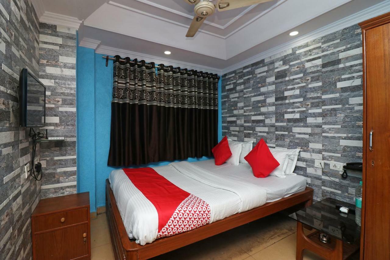 Oyo Flagship 16209 Hotel Ambar Palace Calcutta Calcutta Bara Bazar Exteriör bild